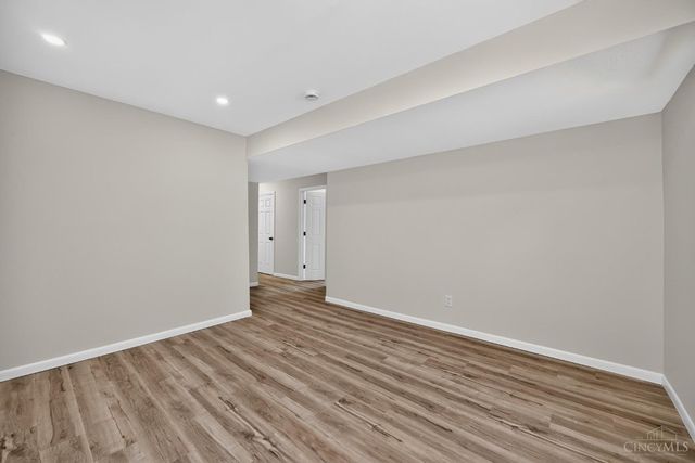 4074 E Kemper Road, Sharonville, OH 45241