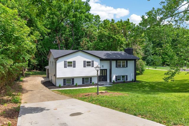 4074 E Kemper Road, Sharonville, OH 45241