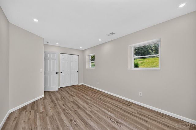 4074 E Kemper Road, Sharonville, OH 45241