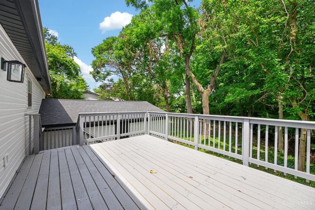 4074 E Kemper Road, Sharonville, OH 45241