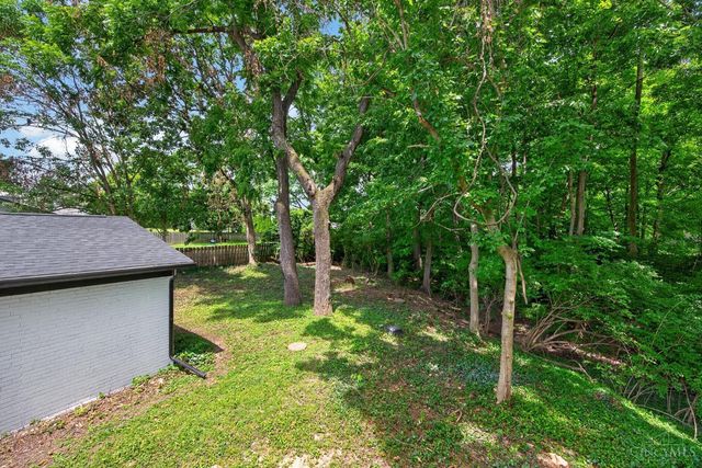 4074 E Kemper Road, Sharonville, OH 45241