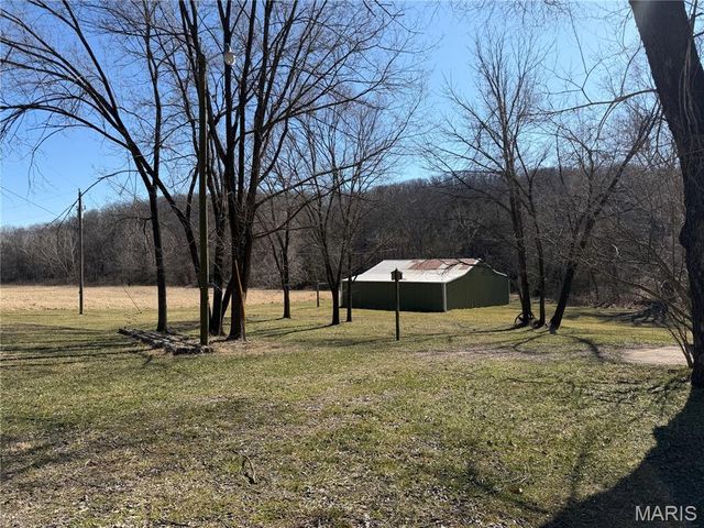 551 Bluffton Rd, Rhineland, MO 65069