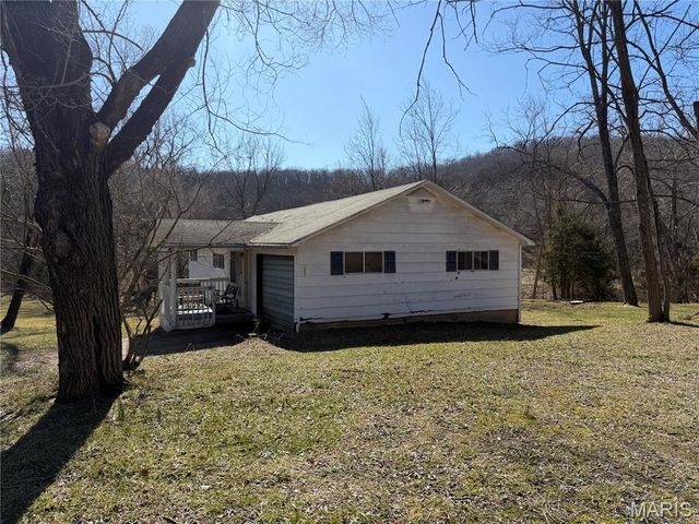 551 Bluffton Rd, Rhineland, MO 65069
