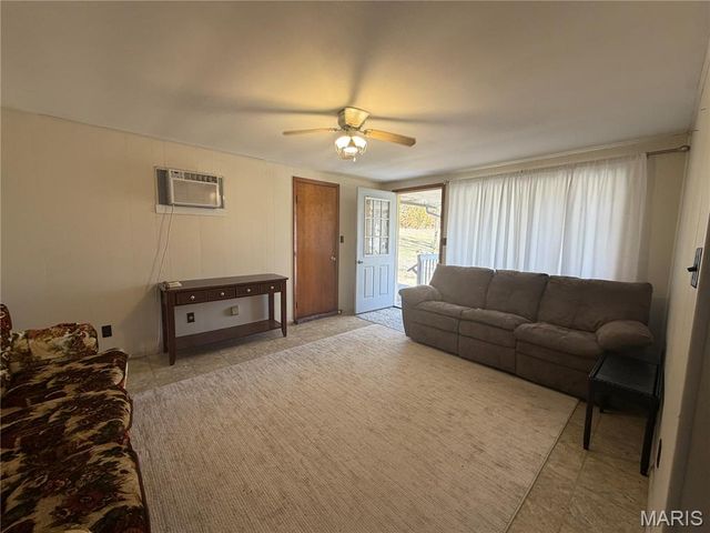 551 Bluffton Rd, Rhineland, MO 65069