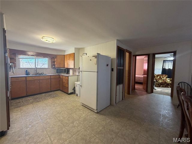 551 Bluffton Rd, Rhineland, MO 65069