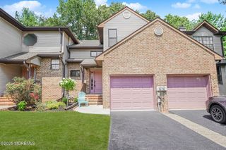 367 Oak Knoll Drive, Manalapan, NJ 07726