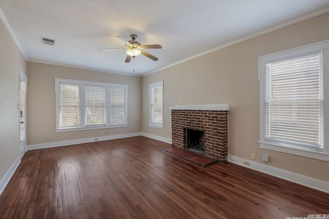 515 E COURTLAND PL, San Antonio, TX 78212