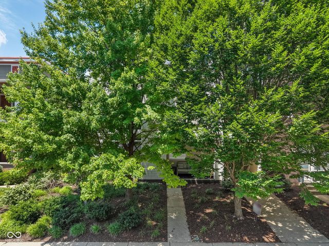 932 N Broadway Street 1, Indianapolis, IN 46202
