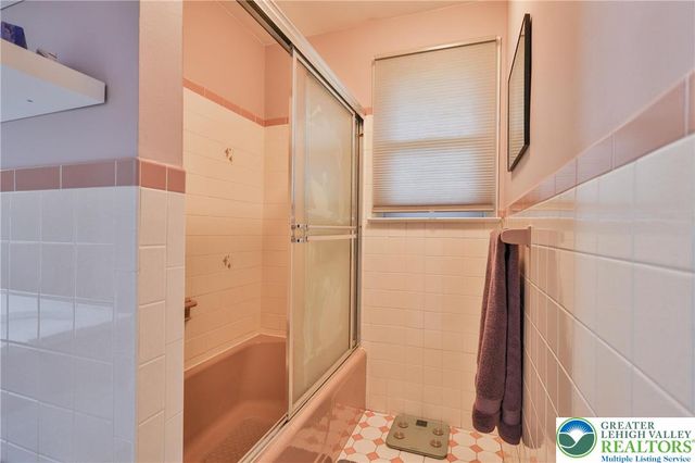 2919 West Boulevard, Bethlehem City, PA 18017