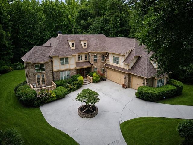 2506 Lennox Road SE, Conyers, GA 30094