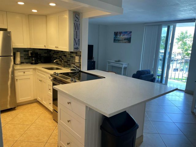 1731 SE 15TH Street 206, Fort Lauderdale, FL 33316