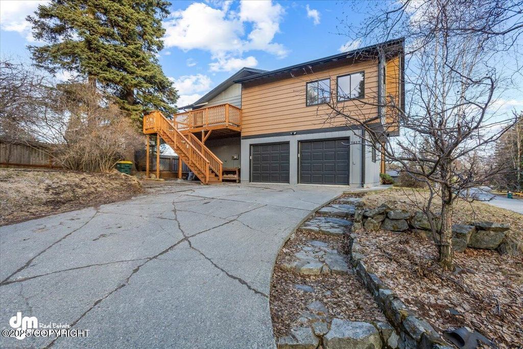 7817 Brentwood Drive, Anchorage, AK 99502