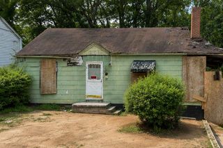 1263 Gus Thornhill Junior Drive, Atlanta, GA 30344