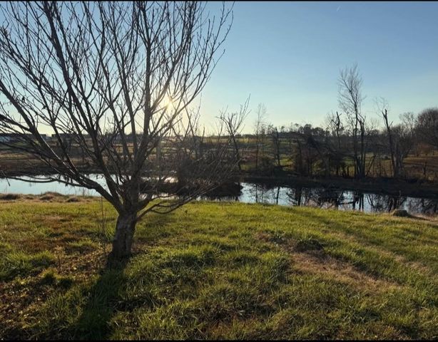 35 Stage Road, London, KY 40744