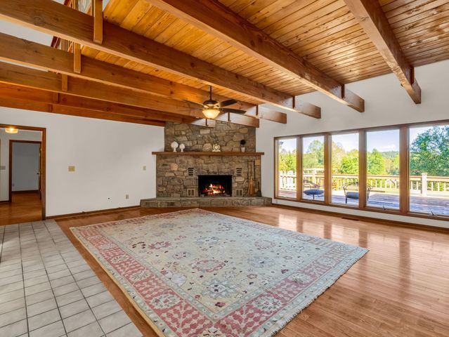 26 Canter Court, Hendersonville, NC 28742