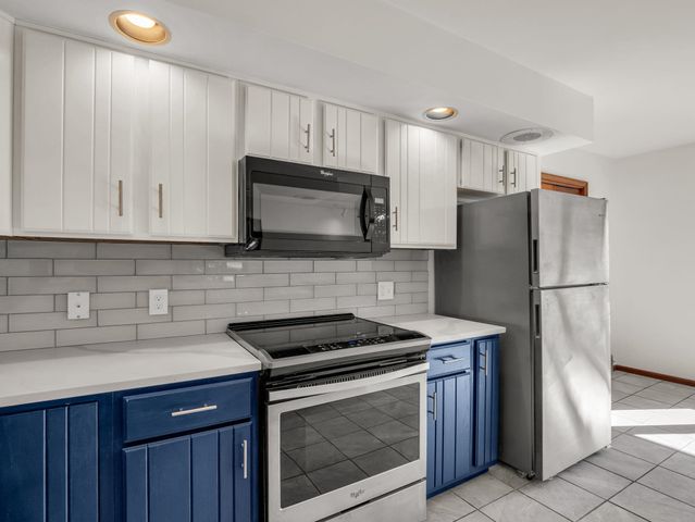 26 Canter Court, Hendersonville, NC 28742