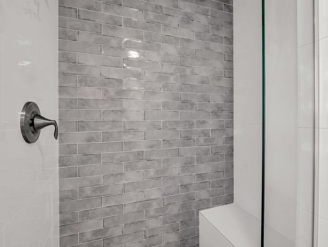 26 Canter Court, Hendersonville, NC 28742