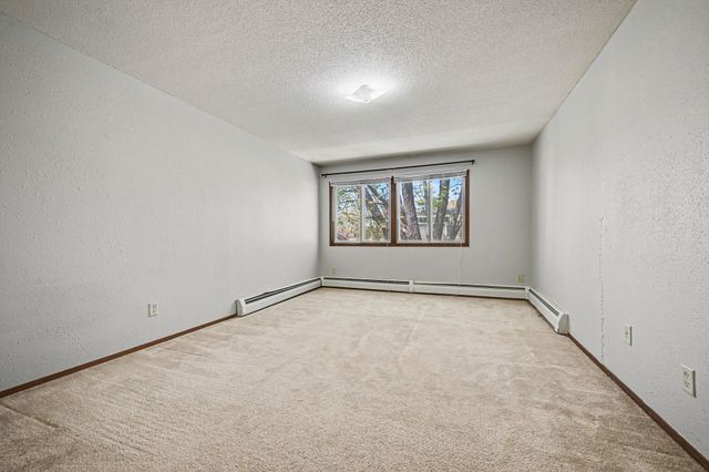 7414 W 22nd Street 312, Saint Louis Park, MN 55426