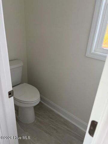 104 Sunny Acres Ln, Clinton, NC 28328