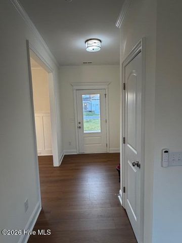 104 Sunny Acres Ln, Clinton, NC 28328