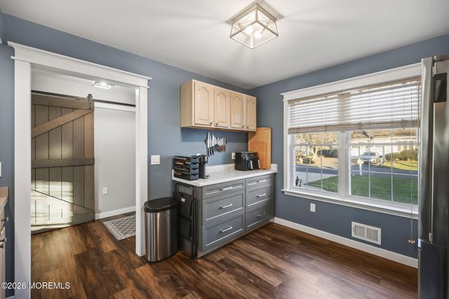 2253 Crestwood Place, Forked River, NJ 08731