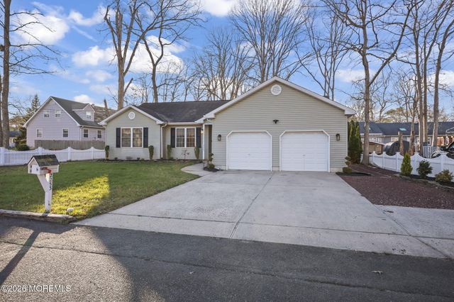 2253 Crestwood Place, Forked River, NJ 08731