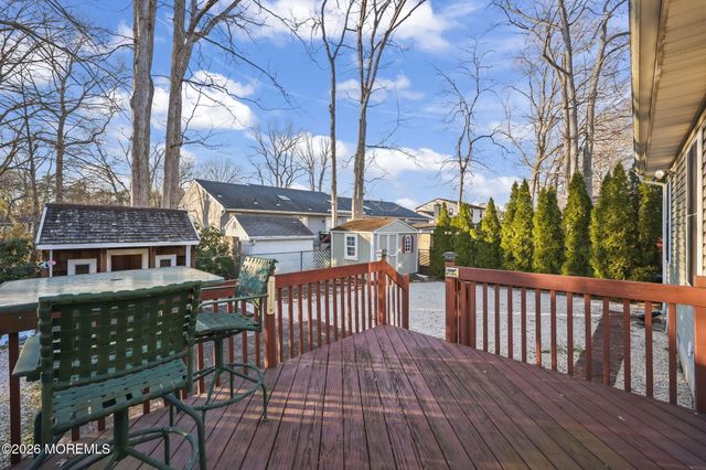 2253 Crestwood Place, Forked River, NJ 08731