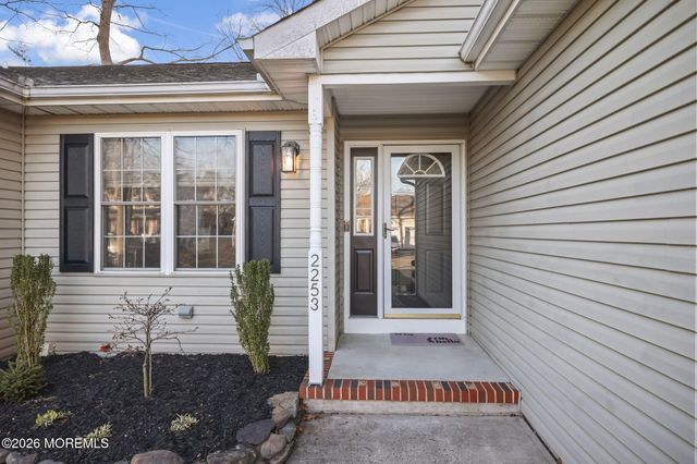 2253 Crestwood Place, Forked River, NJ 08731