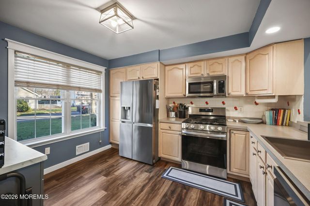 2253 Crestwood Place, Forked River, NJ 08731