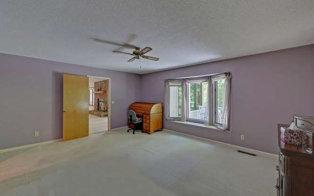 561 Long View Drive, Hiawassee, GA 30546