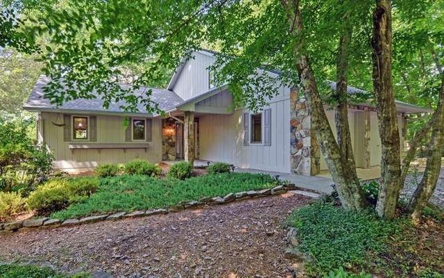 561 Long View Drive, Hiawassee, GA 30546