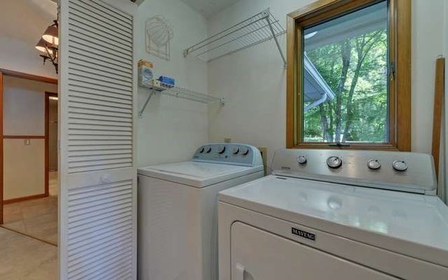 561 Long View Drive, Hiawassee, GA 30546