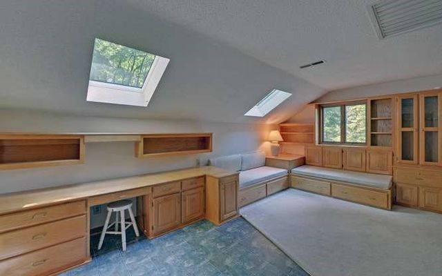 561 Long View Drive, Hiawassee, GA 30546