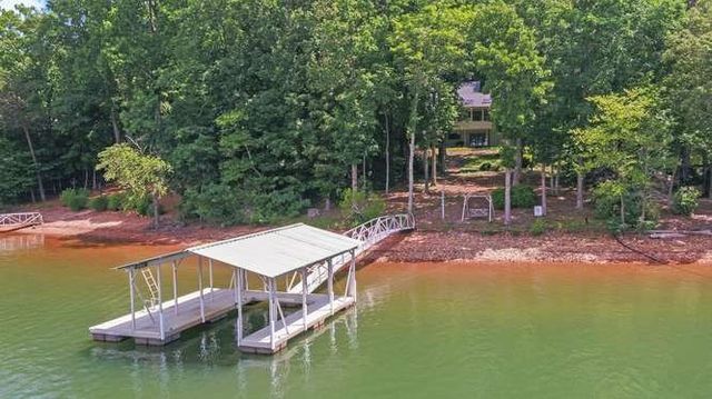 561 Long View Drive, Hiawassee, GA 30546
