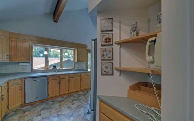 561 Long View Drive, Hiawassee, GA 30546