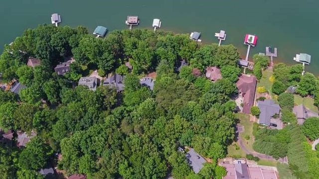 561 Long View Drive, Hiawassee, GA 30546