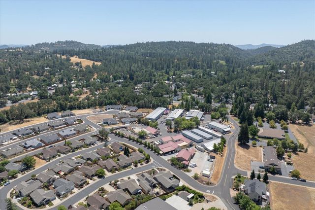 102 Cottage Cir, Murphys, CA 95247