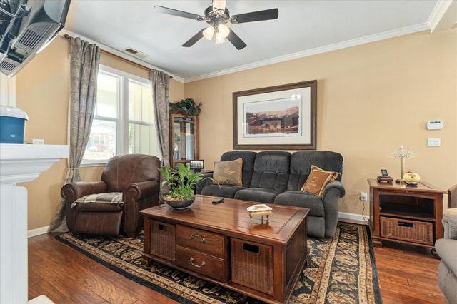 102 Cottage Cir, Murphys, CA 95247