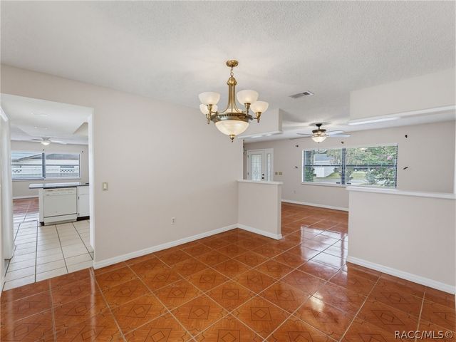 9210 N Fontana Way, Citrus Springs, FL 34434