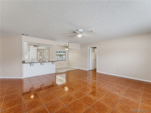 9210 N Fontana Way, Citrus Springs, FL 34434