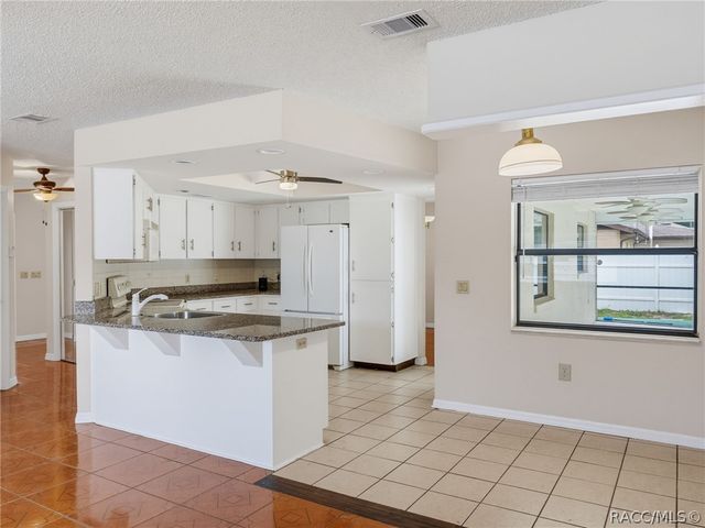9210 N Fontana Way, Citrus Springs, FL 34434
