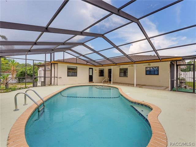 9210 N Fontana Way, Citrus Springs, FL 34434