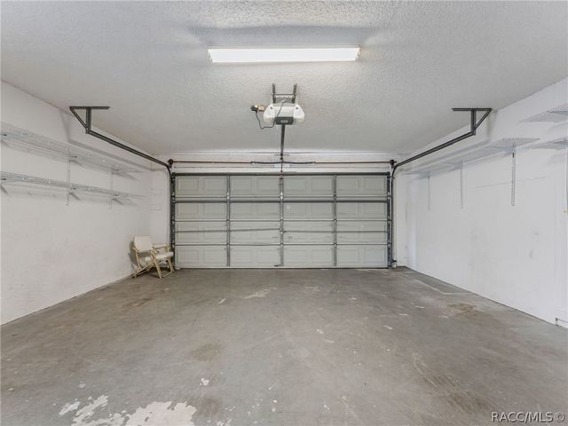 9210 N Fontana Way, Citrus Springs, FL 34434