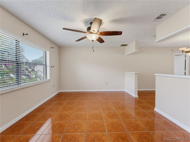 9210 N Fontana Way, Citrus Springs, FL 34434