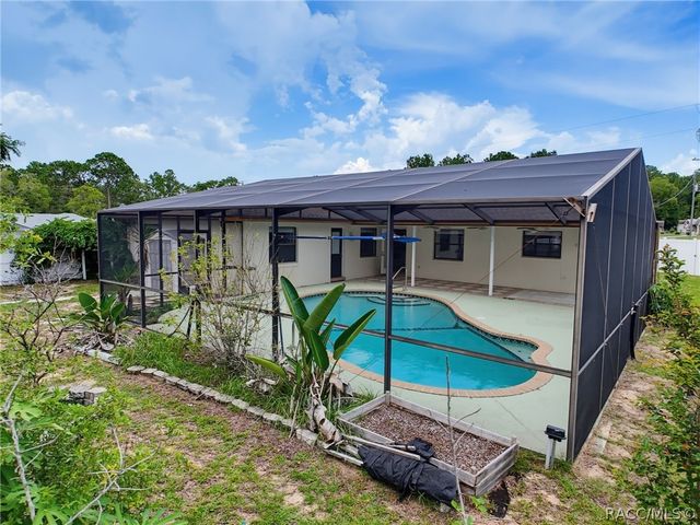 9210 N Fontana Way, Citrus Springs, FL 34434