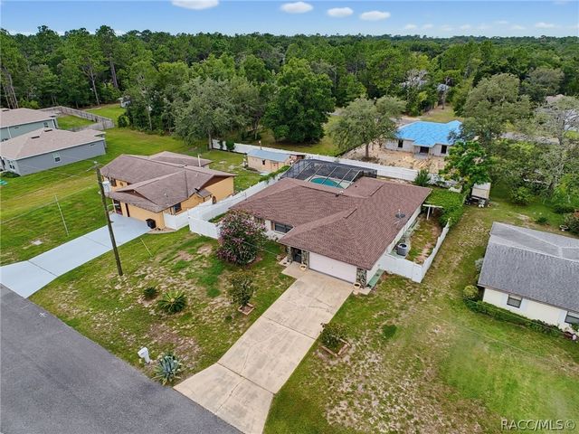 9210 N Fontana Way, Citrus Springs, FL 34434
