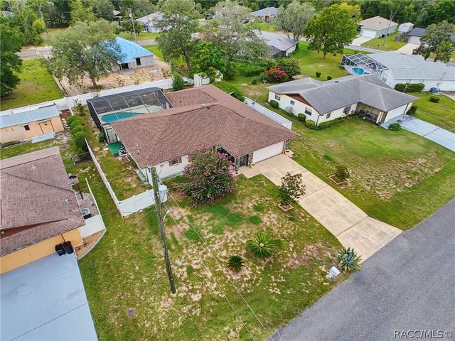 9210 N Fontana Way, Citrus Springs, FL 34434