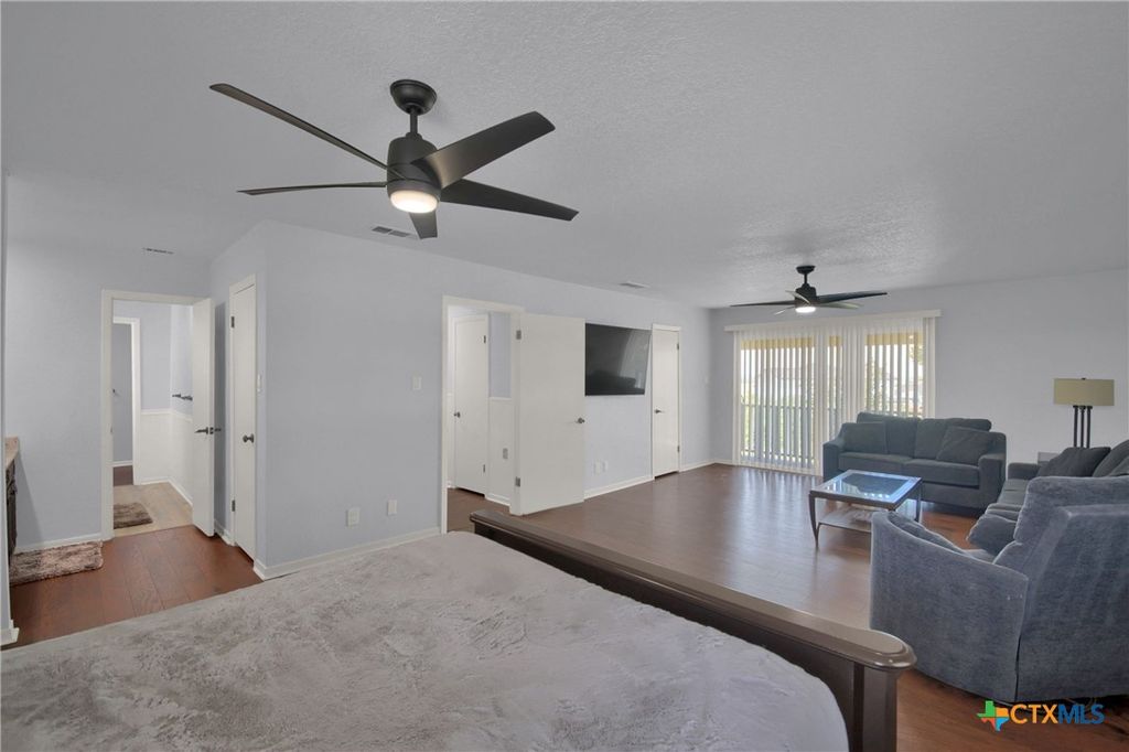 Image 30 of property listing at 550 C Bud Stockton Loop, Jarrell, TX 76537