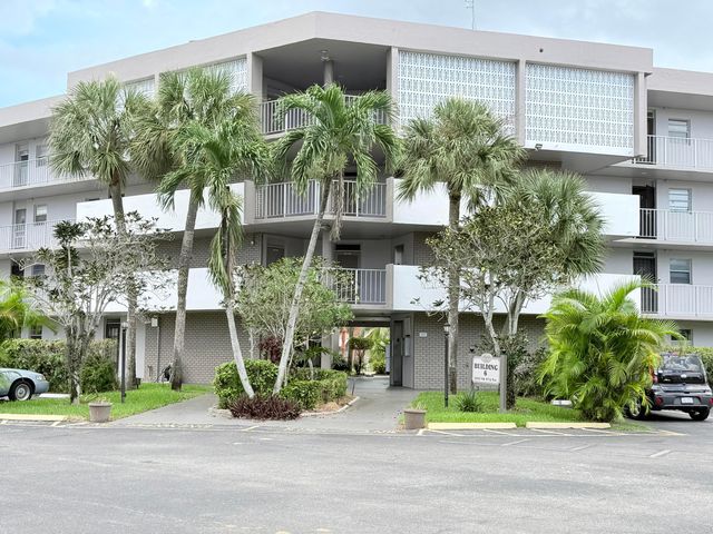 2800 NW 47th Terrace 106B, Lauderdale Lakes, FL 33313
