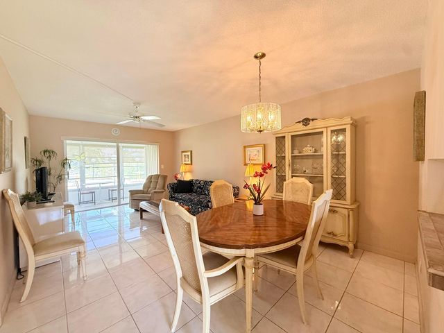 2800 NW 47th Terrace 106B, Lauderdale Lakes, FL 33313